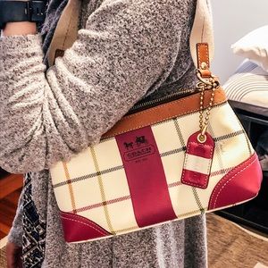 NWOT Coach Heritage Plaid Tattersall Hobo Bag